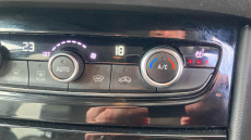 Vauxhall Grandland X 1.2 Turbo SRi Nav 5dr Petrol Hatchback